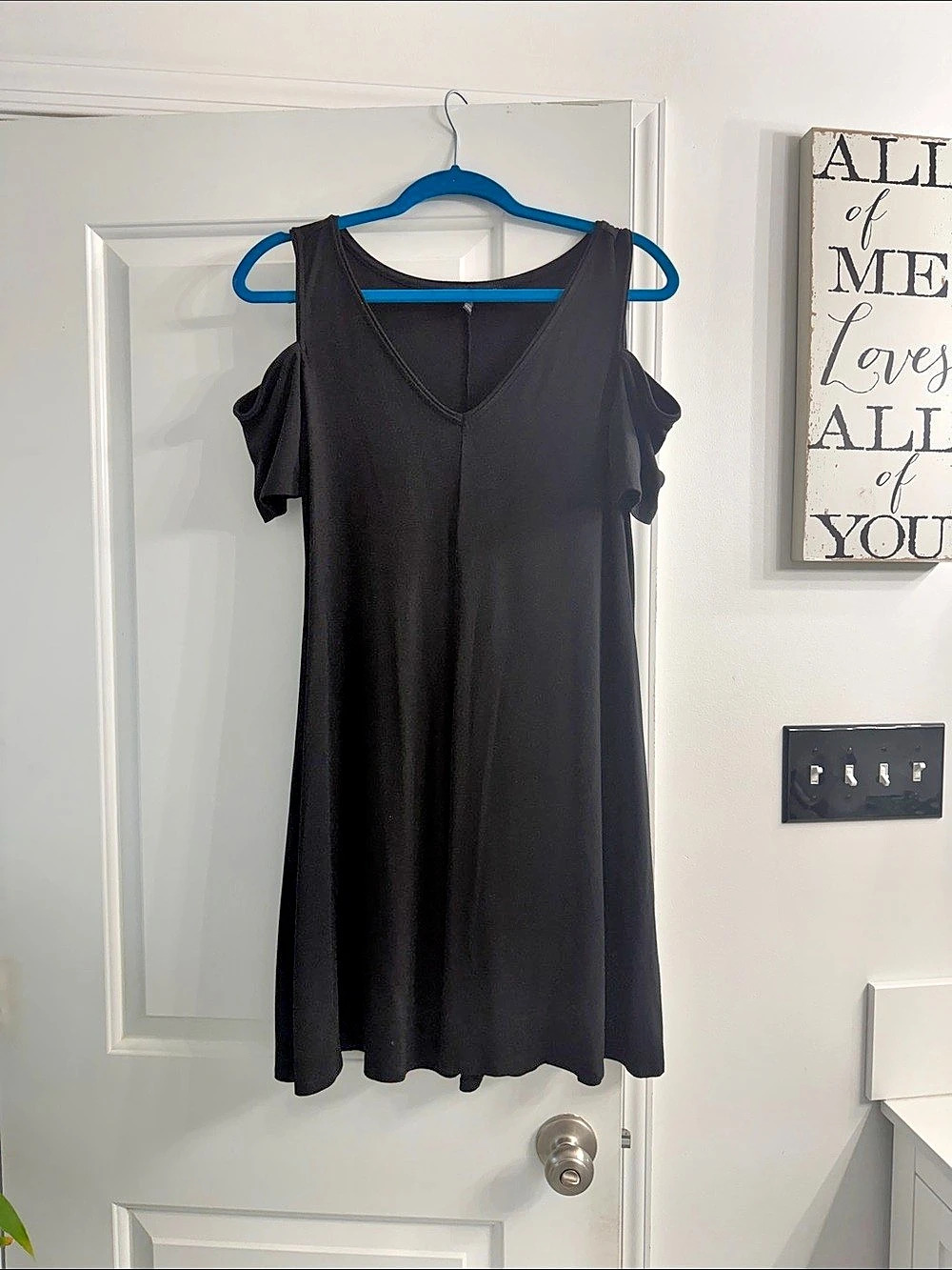 White House Black Market Black Midi Dress Size Small Like New